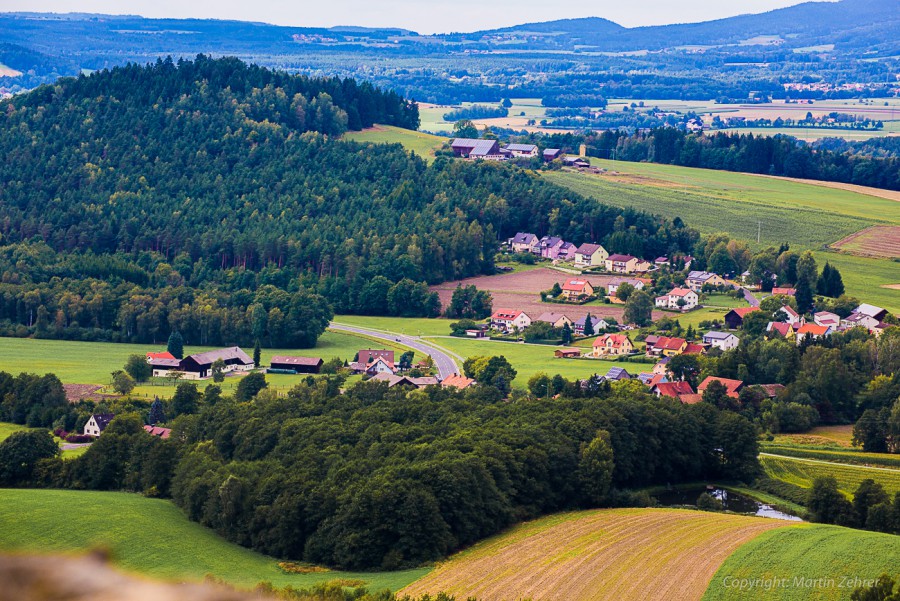 Foto: Martin Zehrer - Auf dem Schloßberg bei Waldeck in der Oberpfalz. Eine himmlische Aussicht in eine bezaubernde Landschaft. Wer hier noch nicht war, hat nur die halbe Oberpfalz gesehen. Un 